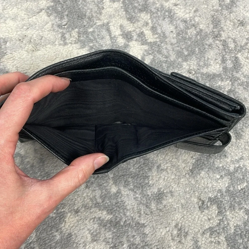 Gucci Monogram GG Canvas Leather Snap Compact Wallet Black